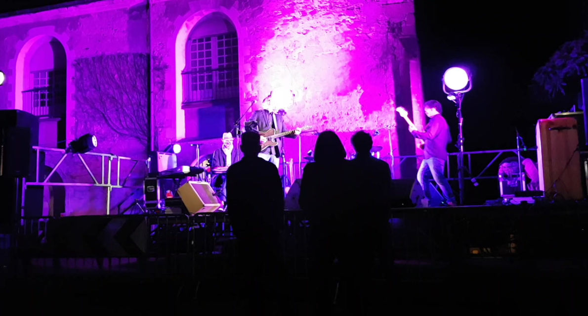 Comfortably Numb - (Pink Floyd) Cover